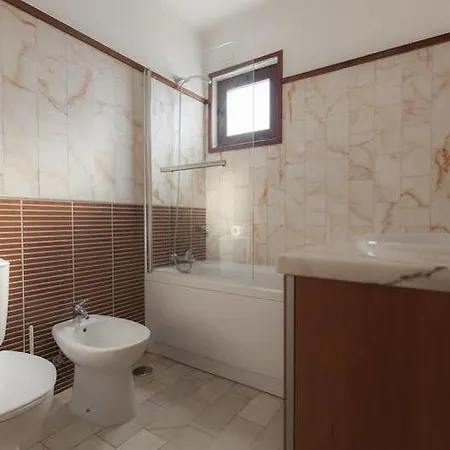 Hotel Marina Buzios 3*