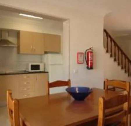 Hotel Marina Buzios 3*